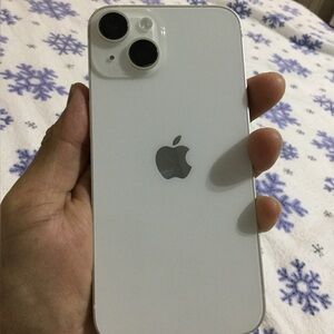 Apple iPhone 14 256 Gb in White